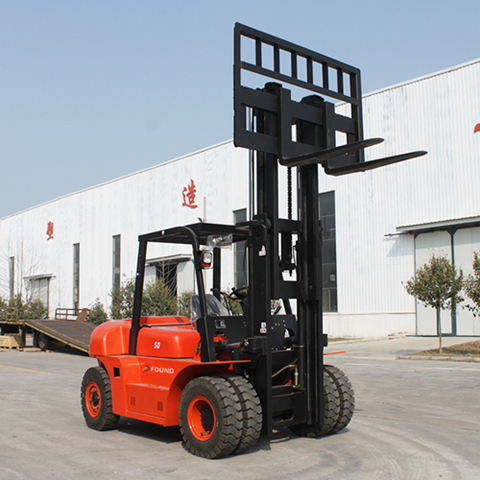 7Tons Diesel Forklift CPCD70